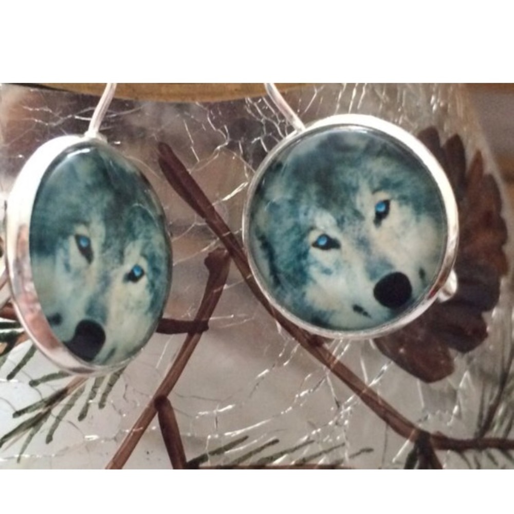 Wolf Silver Cabochon Earrings